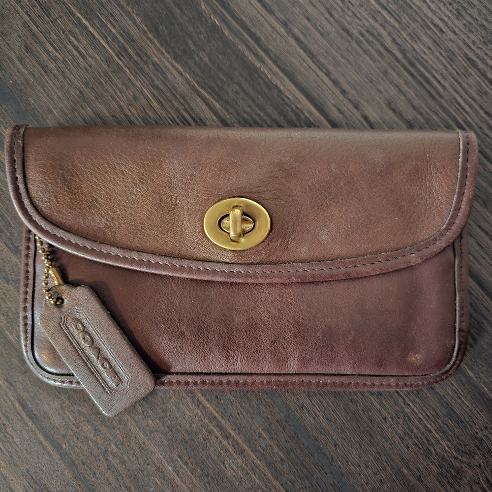 Vintage Coach Turnlock Case 7171 Mahogany